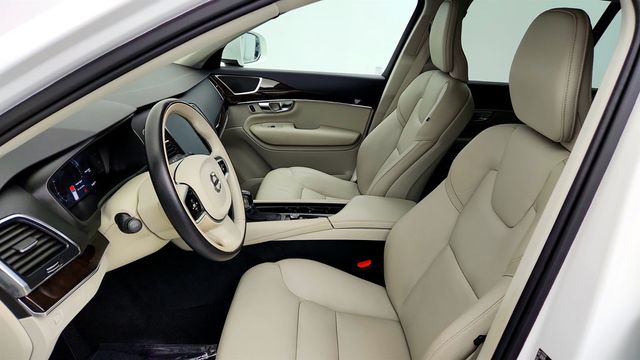 2019 Volvo XC90 T5 FWD Momentum w/ 20'' Wheels + Heated Seats & Steering Wheel - 23036152 - 18