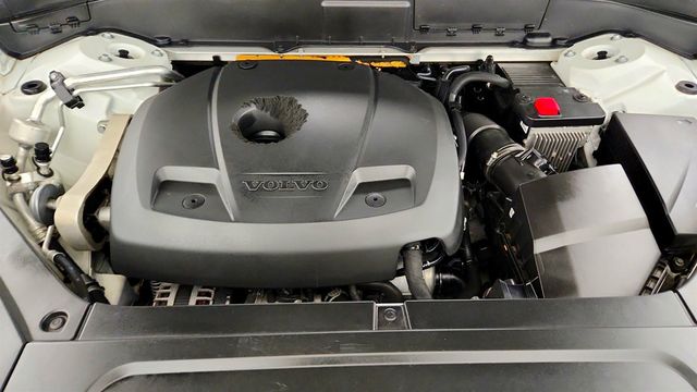 2019 Volvo XC90 T5 FWD Momentum w/ 20'' Wheels + Heated Seats & Steering Wheel - 23036152 - 26