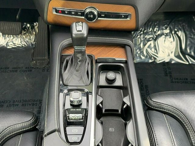 2019 Volvo XC90 T6 AWD Inscription - 23021747 - 24