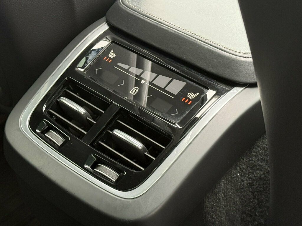 2019 Volvo XC90 T6 AWD Inscription - 23093559 - 38