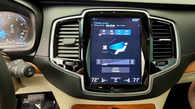 2019 Volvo XC90 T6 AWD Inscription w/ Advanced Pkg & 21'' Wheels - 23068285 - 17