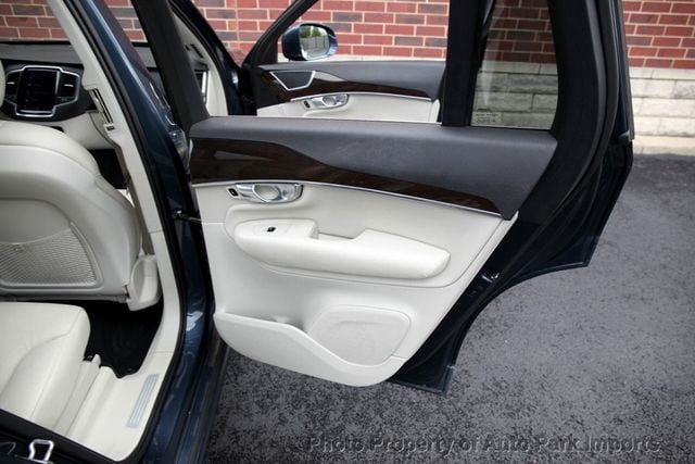 2019 Volvo XC90 T6 AWD Momentum - 22926127 - 52