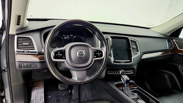2019 Volvo XC90 T6 AWD Momentum - 23097437 - 11
