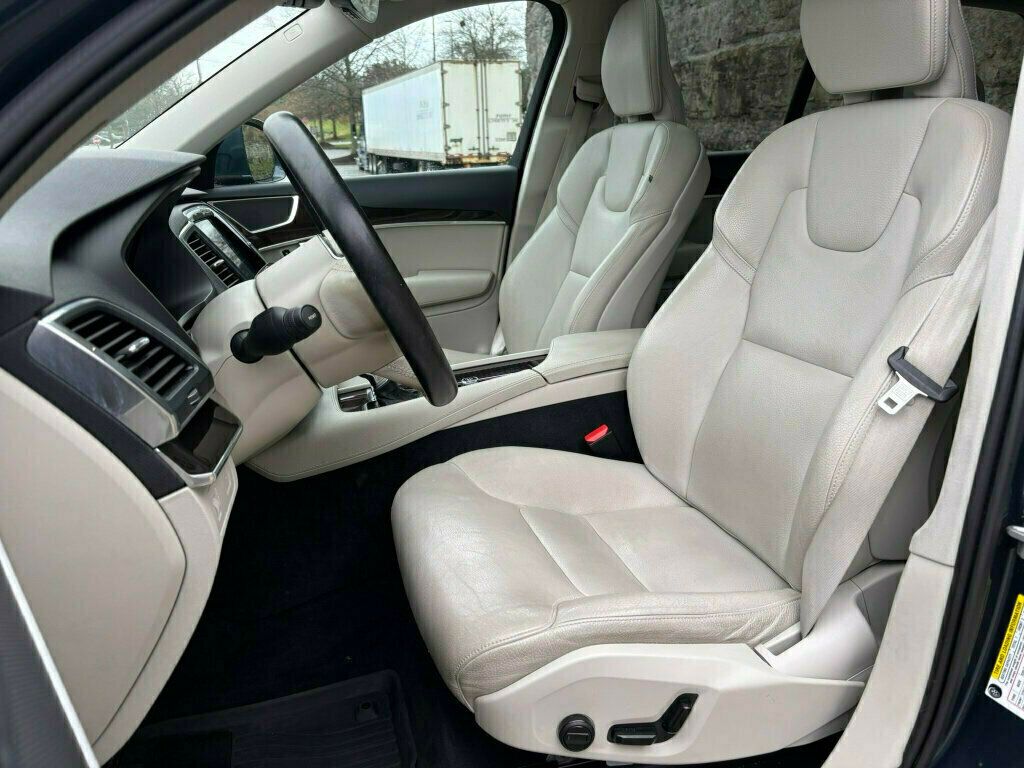 2019 Volvo XC90 T6 AWD Momentum - 22970311 - 10
