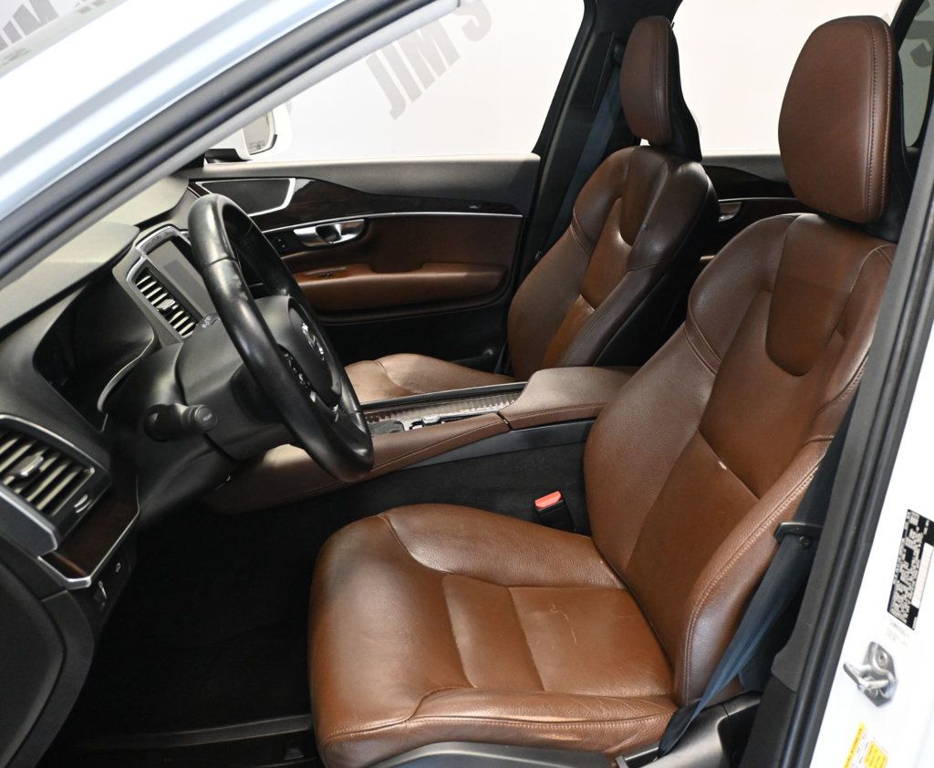 Volvo XC90 photo 14