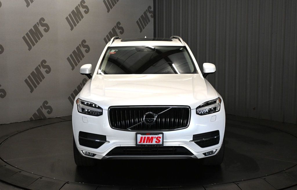 Volvo XC90 photo 2