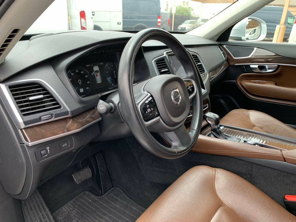 2019 Volvo XC90 T6 AWD Momentum Low Miles Heads up display - 23062383 - 25