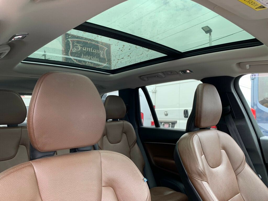 2019 Volvo XC90 T6 AWD Momentum Low Miles Heads up display - 23062383 - 30