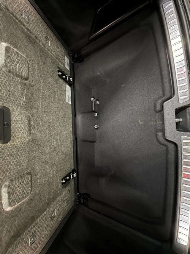 2019 Volvo XC90 T6 AWD R-Design - 22988103 - 8