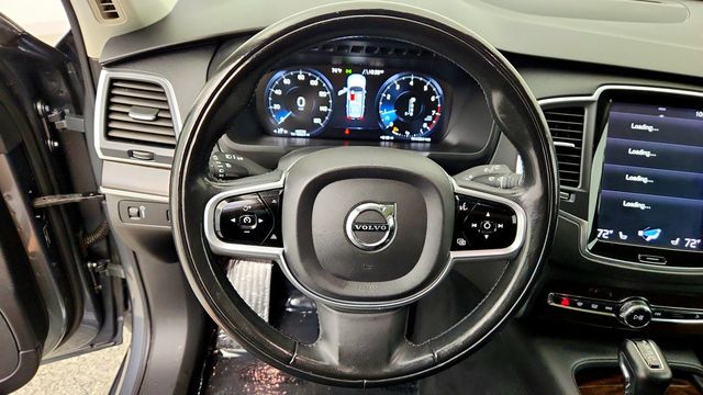 2019 Volvo XC90 T6 Momentum AWD w/ Heated Rear Seats & 20'' Wheels - 23097437 - 29