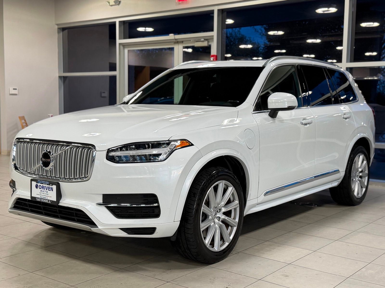 2019 Volvo XC90 T8 Inscription photo 4