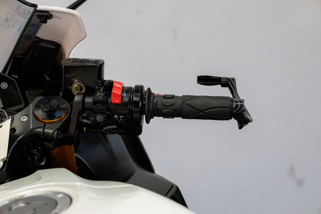 2019 YAMAHA YZF-R3 ABS NICE UPGRADES!!! - 22948816 - 10