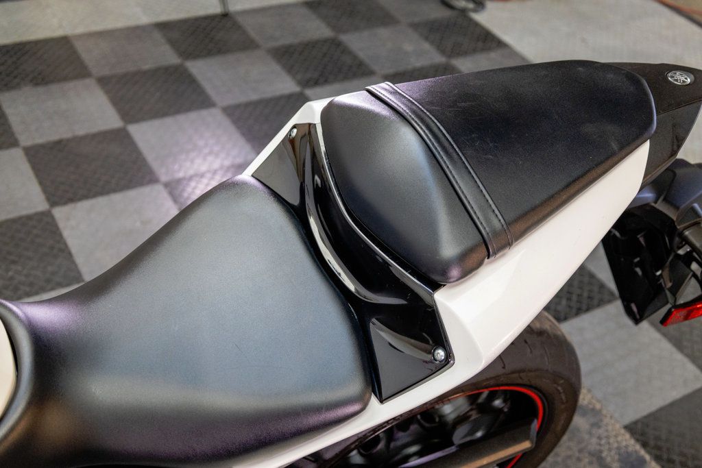 2019 YAMAHA YZF-R3 ABS NICE UPGRADES!!! - 22948816 - 16