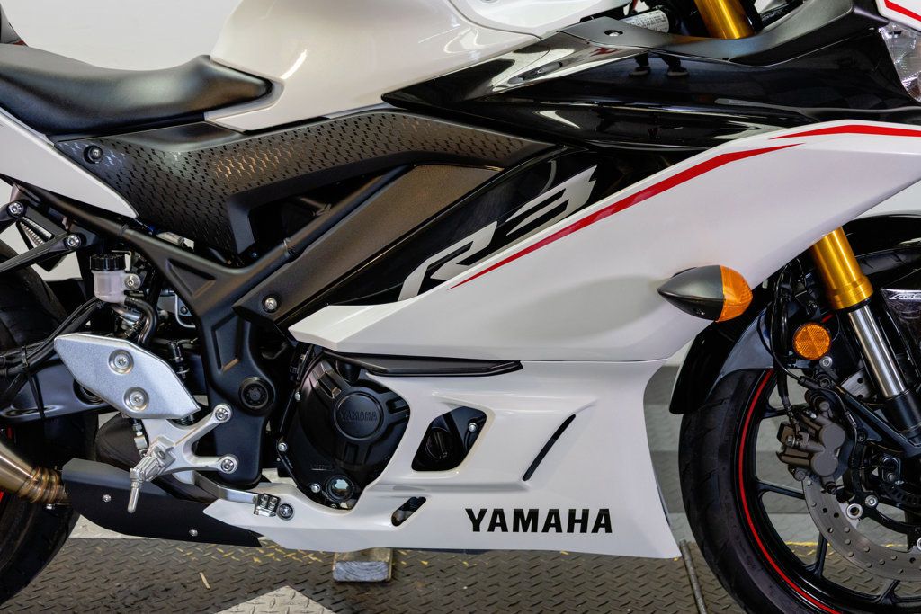 2019 YAMAHA YZF-R3 ABS NICE UPGRADES!!! - 22948816 - 20