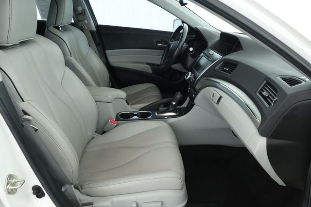 2020 Acura ILX Sedan w/Premium Pkg - 22930938 - 19
