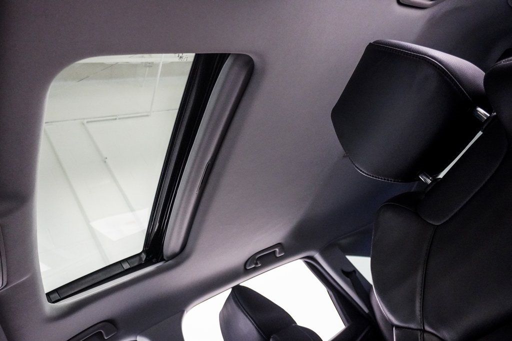2020 Acura MDX Base photo 13
