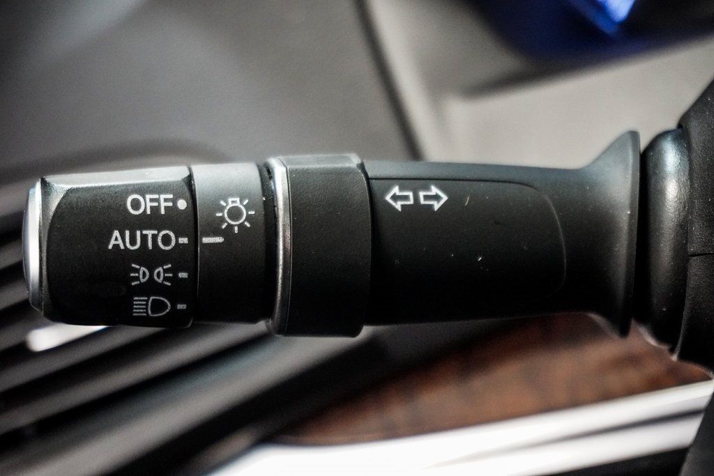 2020 Acura MDX Base photo 26