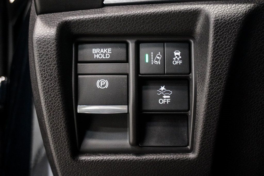 2020 Acura MDX Base photo 32