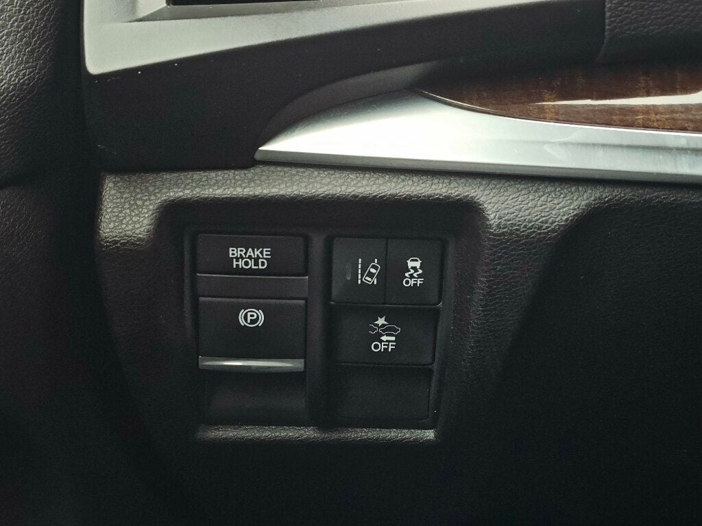 2020 Acura MDX SH-AWD 7-Passenger - 22918547 - 35