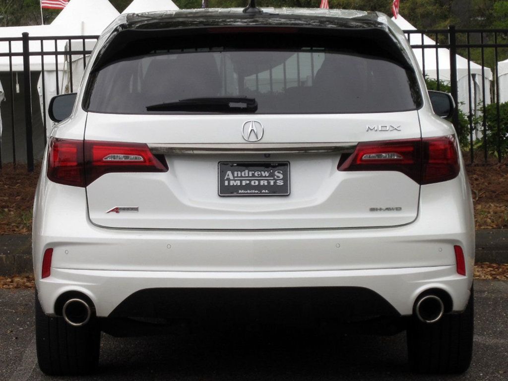 2020 Acura MDX SH-AWD Technology A-Spec photo 4