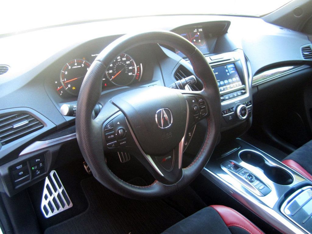 2020 Acura MDX SH-AWD Technology A-Spec photo 7