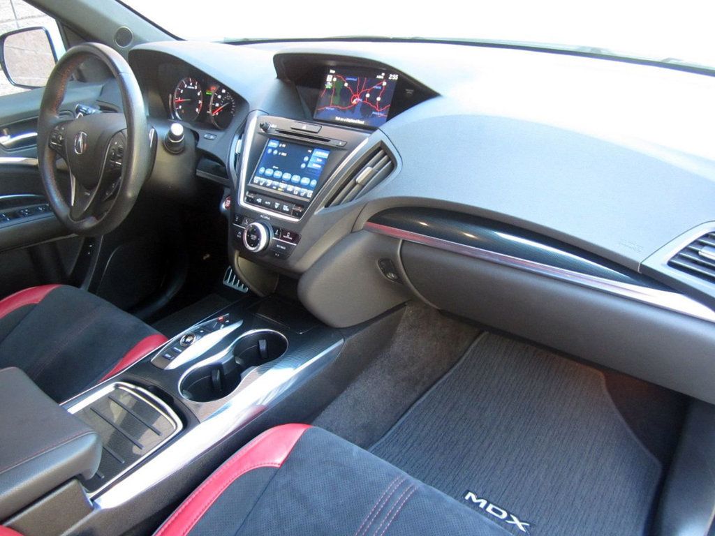 2020 Acura MDX SH-AWD Technology A-Spec photo 8