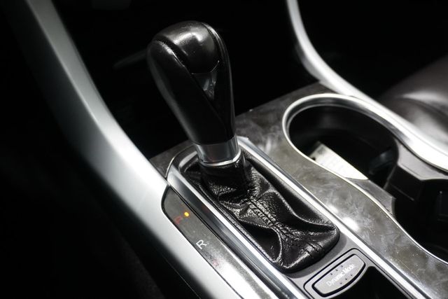 2020 Acura TLX 2.4L FWD - 22935417 - 20