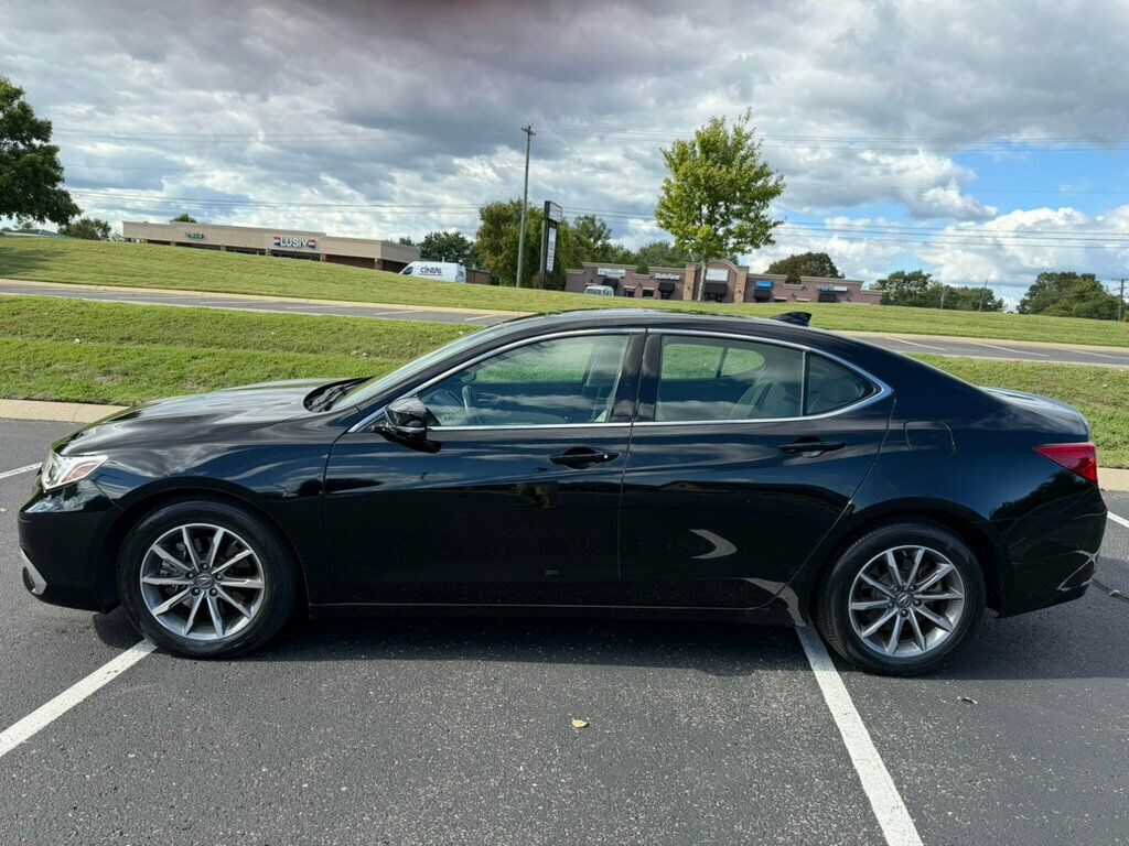 2020 Acura TLX photo 7