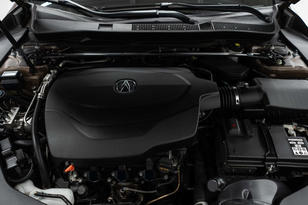 Acura TLX photo 36