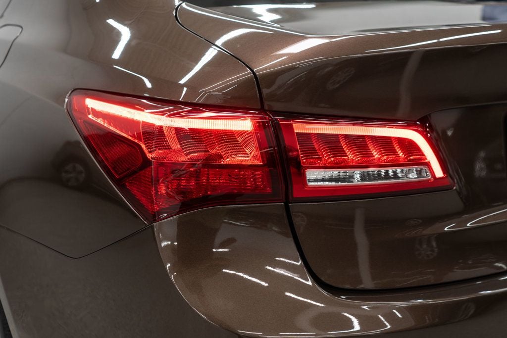 Acura TLX photo 41