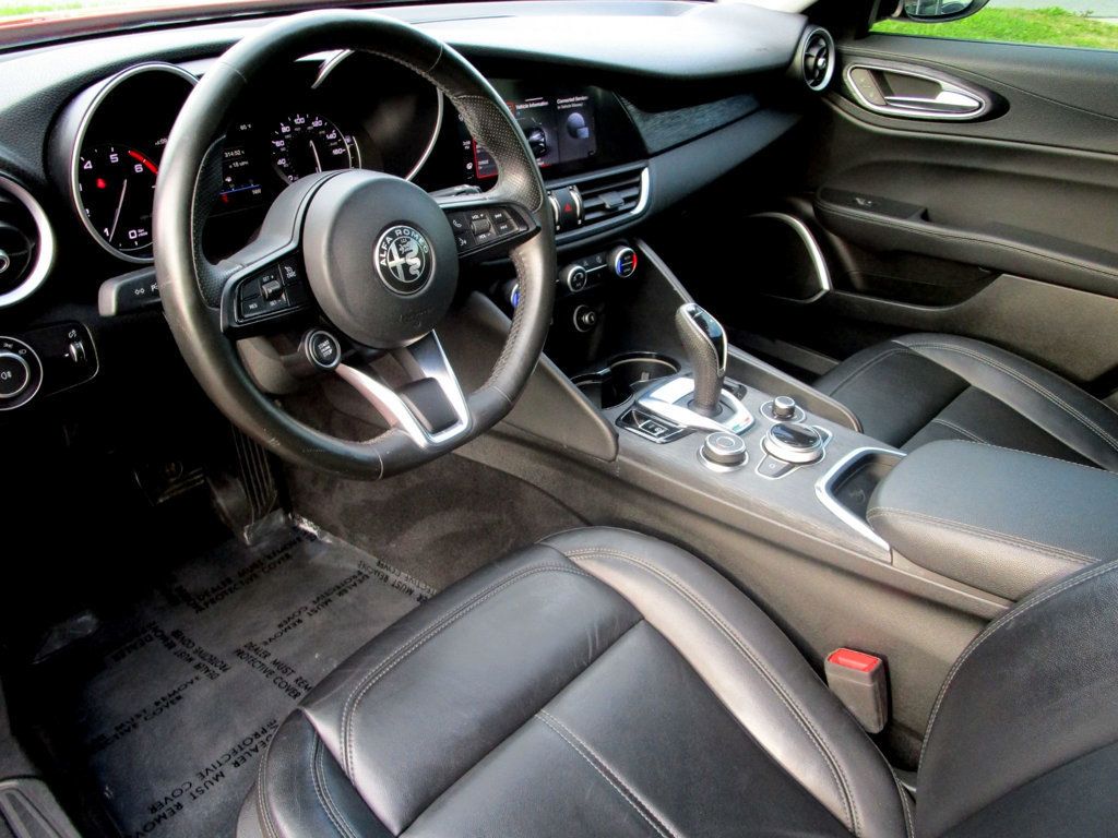 2020 Alfa Romeo Giulia AWD - 23100089 - 12