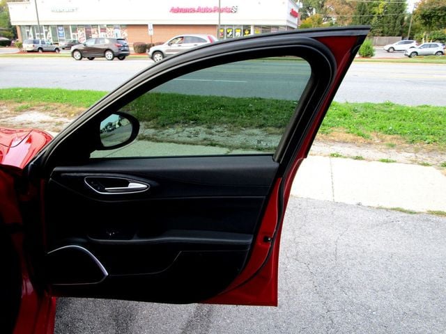 2020 Alfa Romeo Giulia AWD - 23100089 - 33