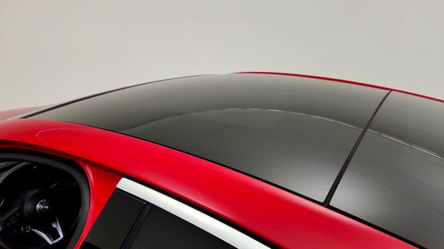 2020 Alfa Romeo Giulia Ti AWD w/ Dual-Pane Sunroof, h/k Premium Audio & Blind Spot Pkg - 23040011 - 9