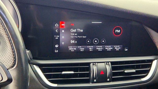2020 Alfa Romeo Giulia Ti AWD w/ Dual-Pane Sunroof, h/k Premium Audio & Blind Spot Pkg - 23040011 - 18