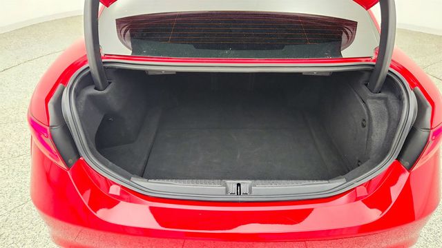 2020 Alfa Romeo Giulia Ti AWD w/ Dual-Pane Sunroof, h/k Premium Audio & Blind Spot Pkg - 23040011 - 22