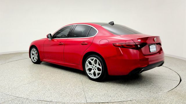 2020 Alfa Romeo Giulia Ti AWD w/ Dual-Pane Sunroof, h/k Premium Audio & Blind Spot Pkg - 23040011 - 6