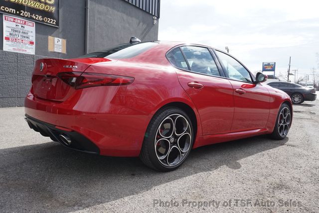2020 Alfa Romeo Giulia Ti Sport AWD RED LEATHER CARPLAY REAR CAMERA PANO ROOF HOT SEATS - 23007104 - 7