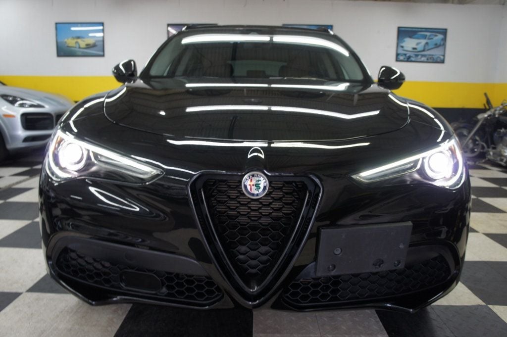 2020 Alfa Romeo Stelvio Sexy, Stylish and Cool! - 22496070 - 44