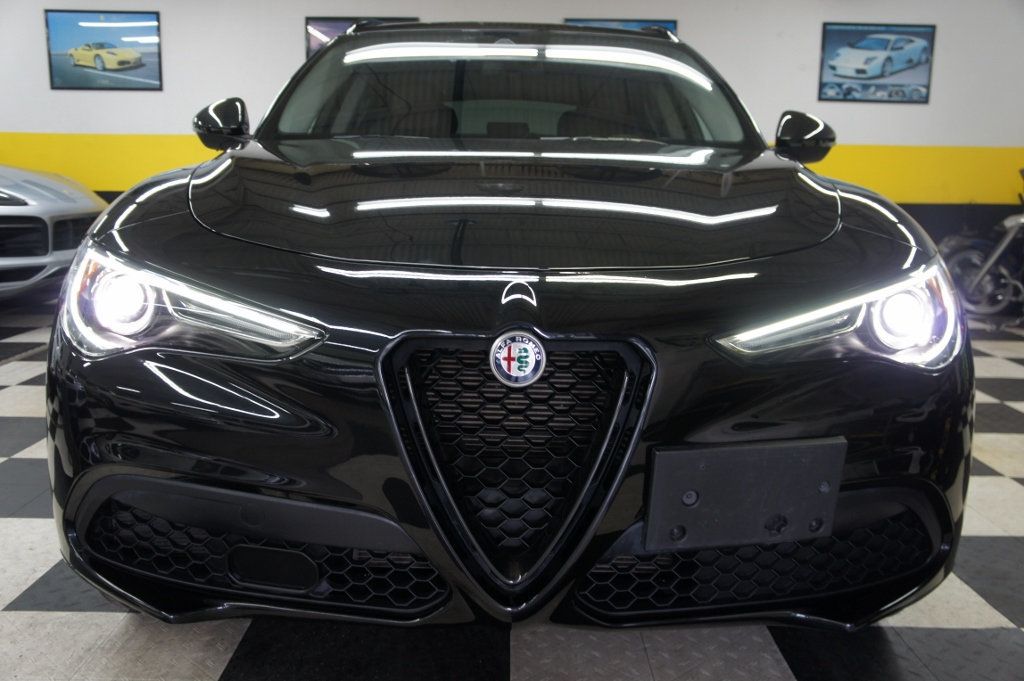 2020 Alfa Romeo Stelvio Sexy, Stylish and Cool! - 22496070 - 45