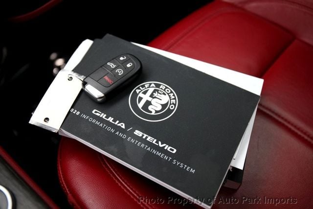 2020 Alfa Romeo Stelvio Ti AWD - 22881568 - 41