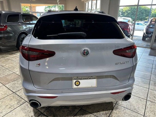 2020 Alfa Romeo Stelvio Ti AWD - 22554141 - 4