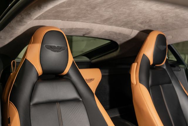 2020 Aston Martin Vantage  - 22949906 - 18