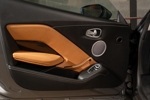 2020 Aston Martin Vantage  - 22949906 - 21