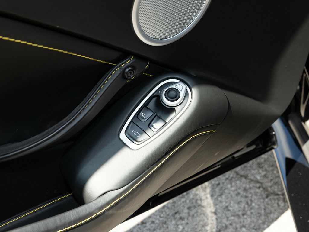 2020 Aston Martin Vantage 503 HP V8!! Black 20" Directional Diamond Turned Wheels - 22925205 - 24