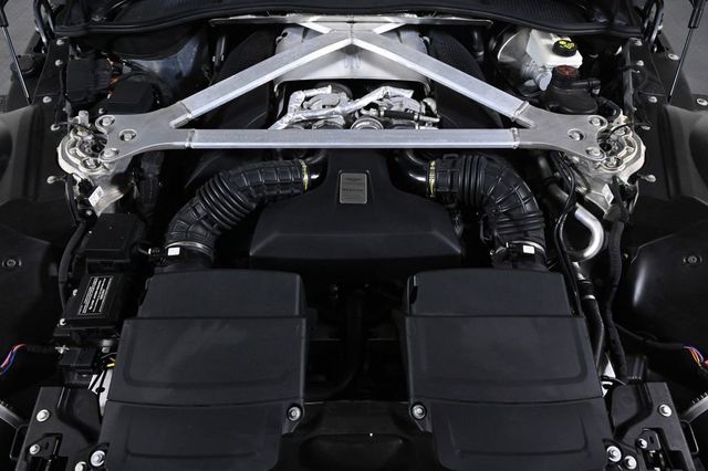 2020 Aston Martin Vantage Base - 23007217 - 24