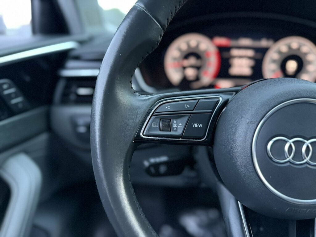 Audi A4 photo 11