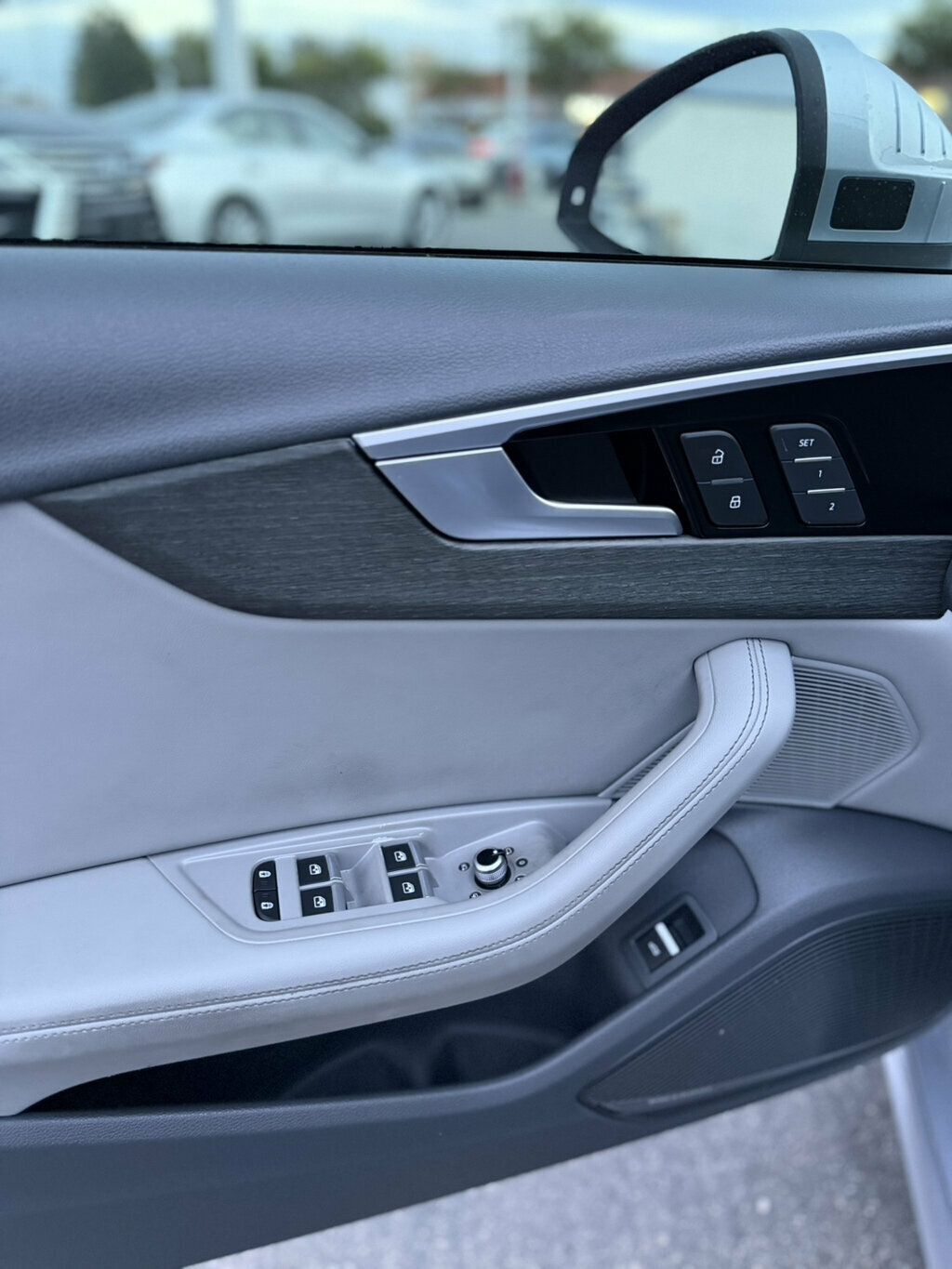 Audi A4 photo 20