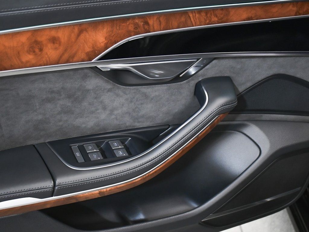 2020 Audi A8 L 55 photo 14