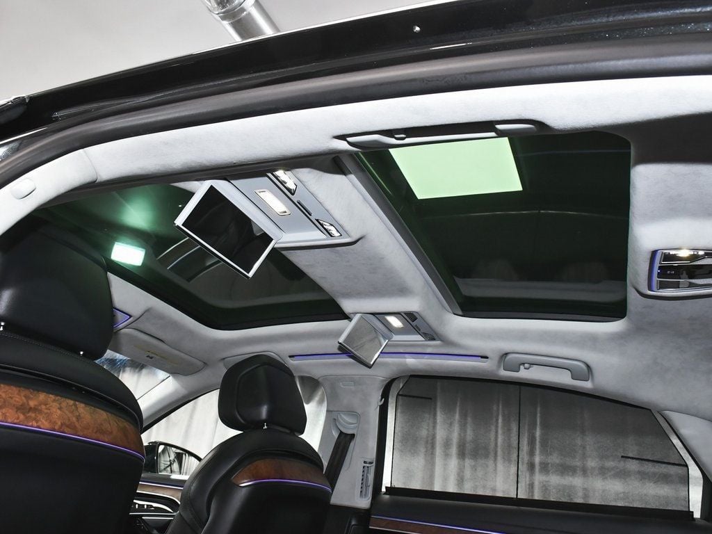 2020 Audi A8 L 55 photo 45
