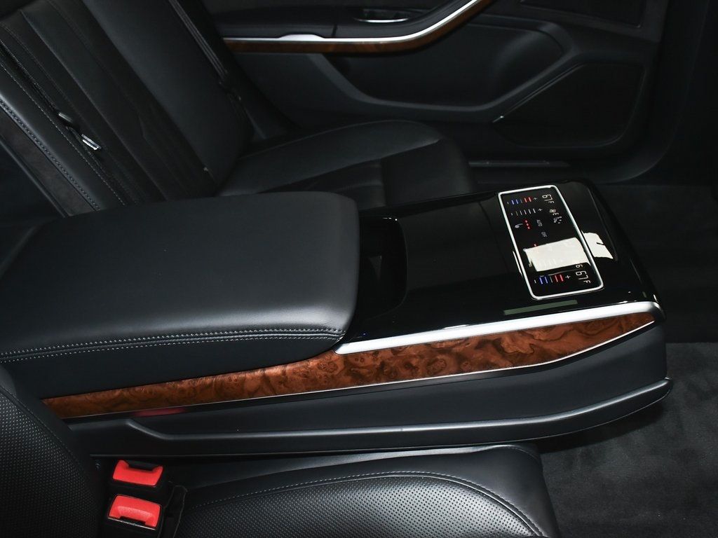 2020 Audi A8 L 55 photo 47